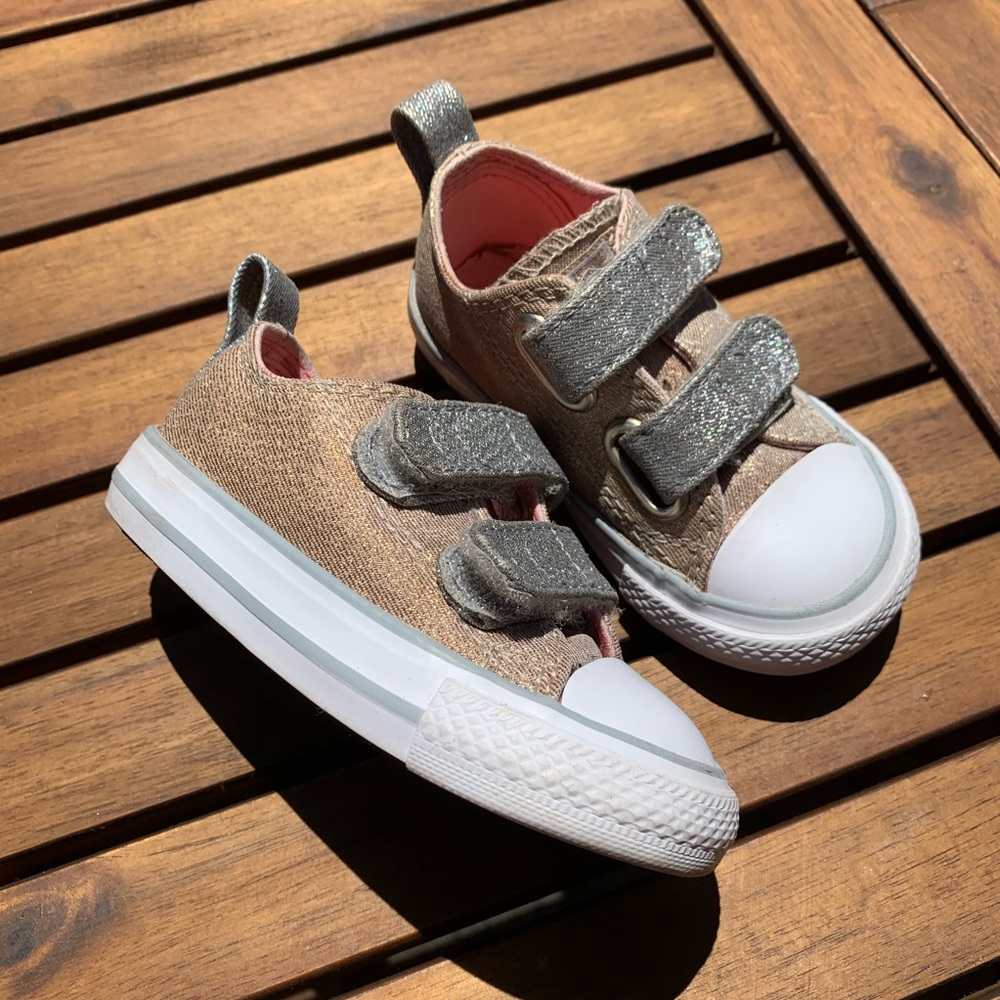 Toddler girls converse 5c
